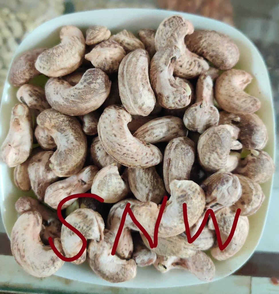 SNW grade cashews